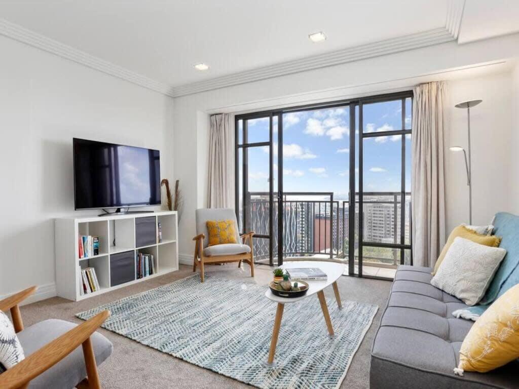 Bright One Bedroom Beauty With Balcony And Unbeatable Views 오클랜드 외부 사진